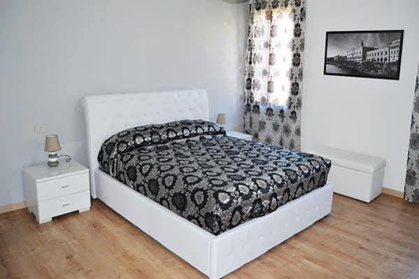 Suite In Venice Ai Carmini Exteriör bild